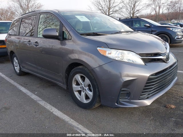 2020 Toyota Sienna Le მანქანა იყიდება აუქციონზე, vin: 5TDKZ3DC2LS055880, აუქციონის ნომერი: 41868798