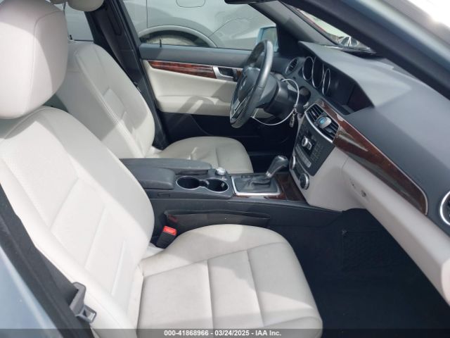 WDDGF4HB6EA951255 Mercedes-Benz C 250 Luxury/sport