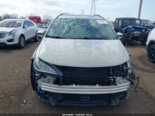 2C4RC1GG6HR592464 Chrysler Pacifica Limited