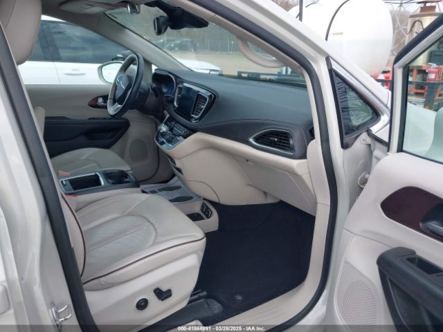 2C4RC1GG6HR592464 Chrysler Pacifica Limited