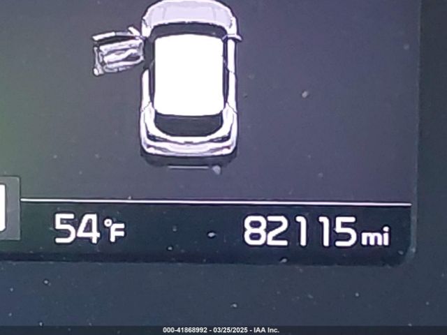 KNDEU2AA2M7121560 KIA SELTOS S
