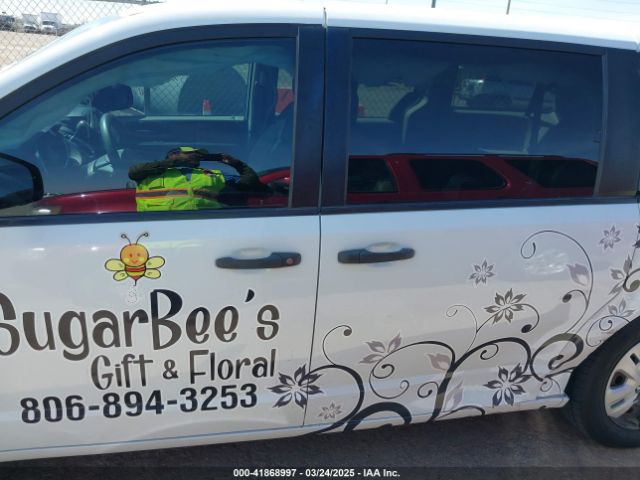 2C4RDGBG6KR540931 Dodge Grand Caravan Se