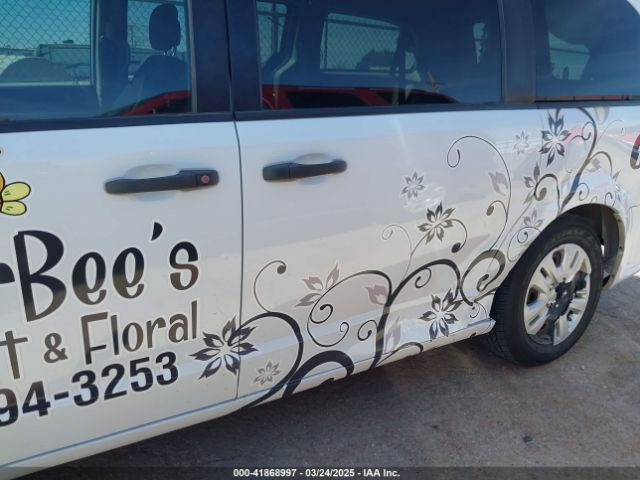 2C4RDGBG6KR540931 Dodge Grand Caravan Se