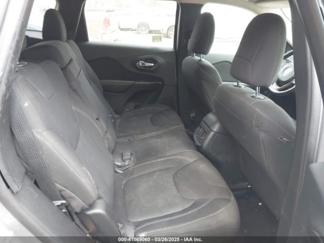 1C4PJMCB7GW252724 Jeep Cherokee Latitude