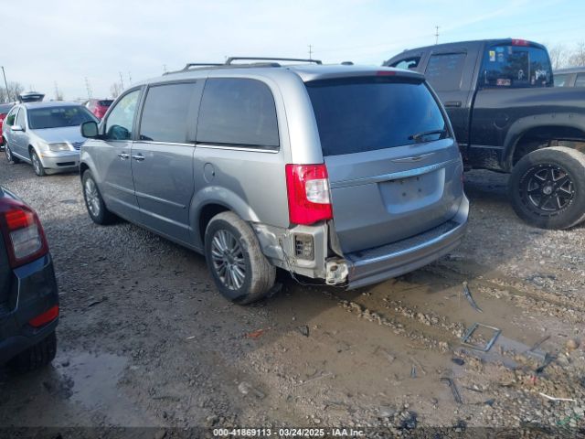 2015 CHRYSLER TOWN & COUNTRY 2C4RC1CGXFR547398 Photo 2