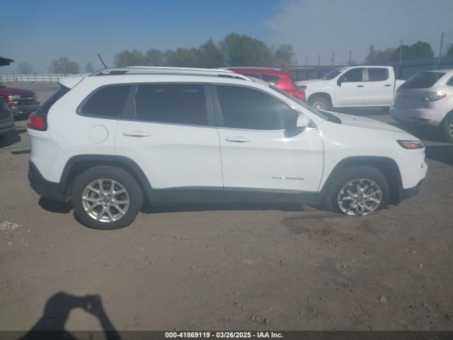 1C4PJLCB1EW226188 Jeep Cherokee Latitude