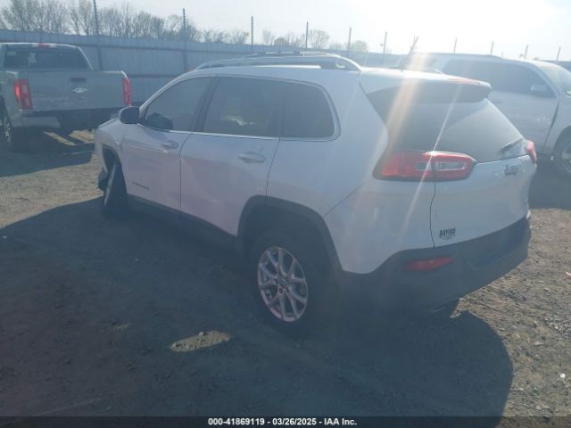 1C4PJLCB1EW226188 Jeep Cherokee Latitude