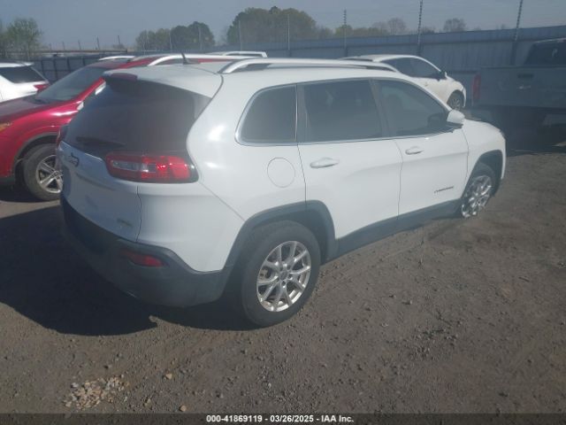 1C4PJLCB1EW226188 Jeep Cherokee Latitude