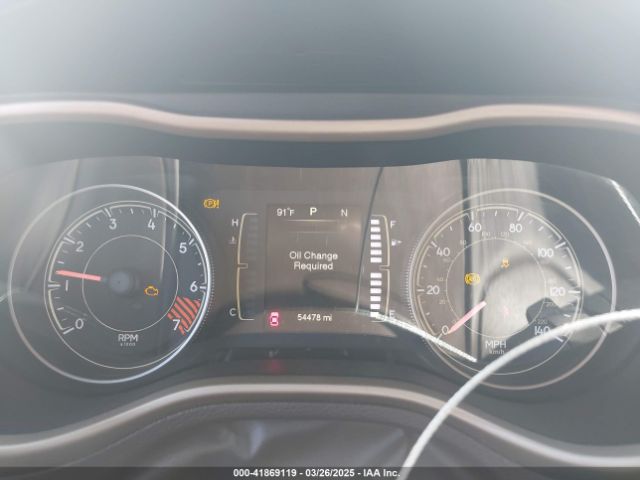 1C4PJLCB1EW226188 Jeep Cherokee Latitude