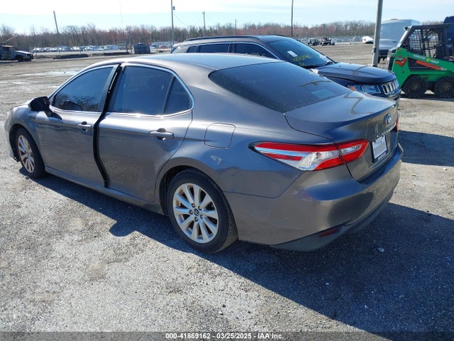 4T1B11HK3JU592016 Toyota CAMRY LE