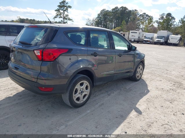 1FMCU0F78KUA49721 Ford ESCAPE S