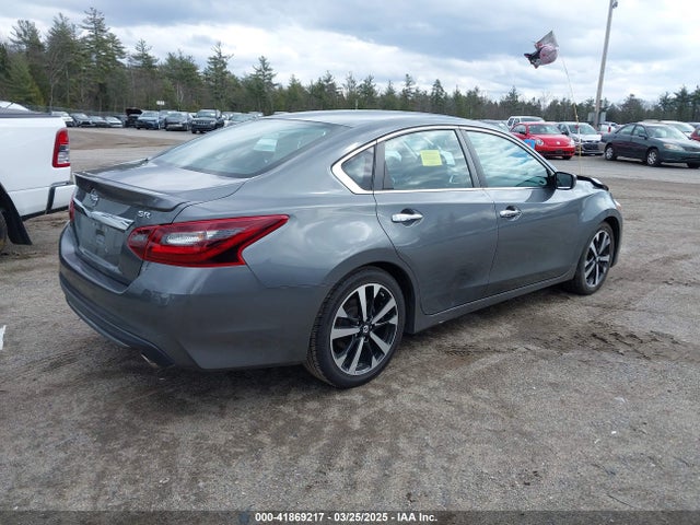 1N4AL3AP3JC233076 Nissan Altima 2.5 Sr