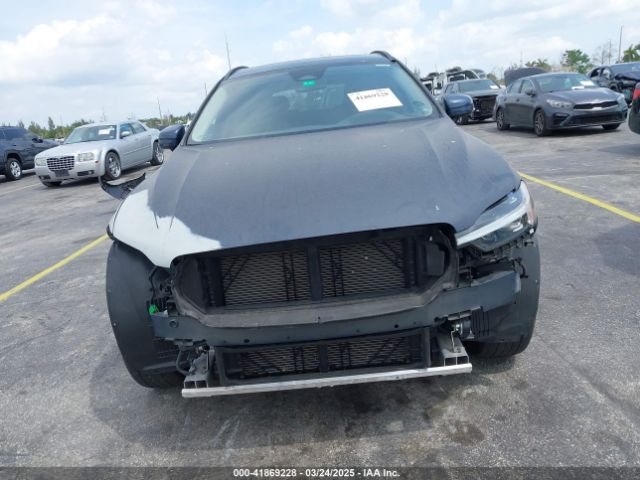 YV4L12RKXN1052826 Volvo Xc60 B5 Momentum