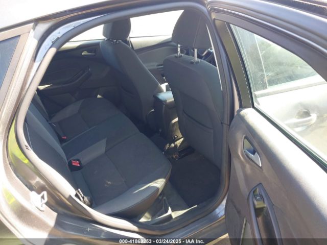1FADP3K21EL123993 Ford FOCUS SE