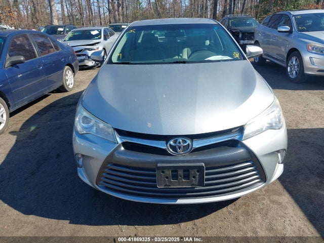 4T1BF1FKXHU345915 Toyota CAMRY LE