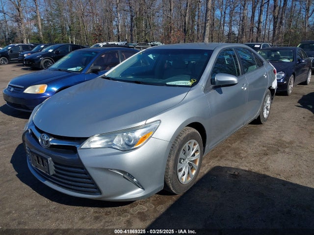 4T1BF1FKXHU345915 Toyota CAMRY LE