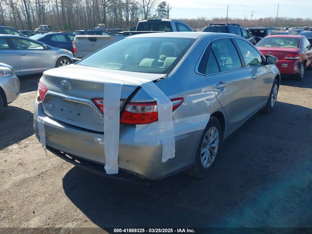 4T1BF1FKXHU345915 Toyota CAMRY LE