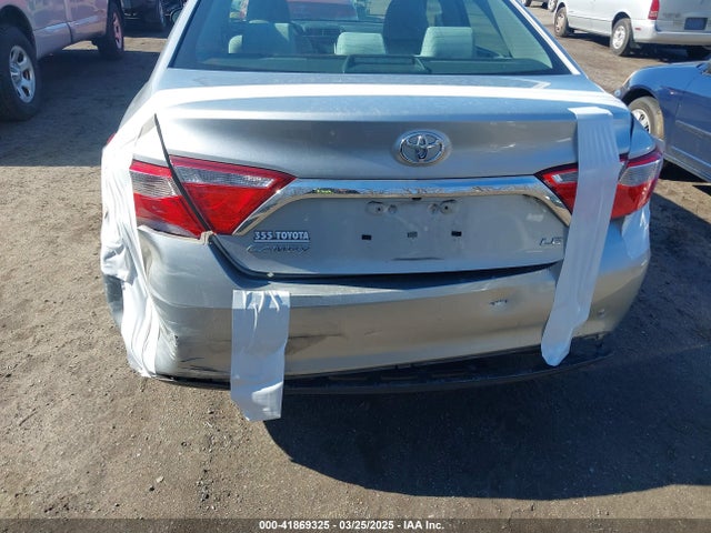 4T1BF1FKXHU345915 Toyota CAMRY LE