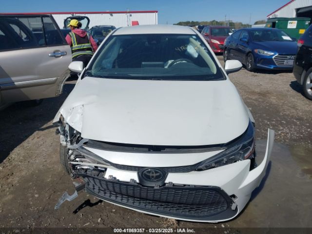JTDEPMAE3MJ137159 Toyota COROLLA LE