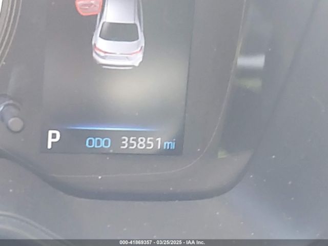 JTDEPMAE3MJ137159 Toyota COROLLA LE