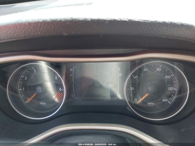 1C4PJLCB7FW737146 Jeep Cherokee Latitude
