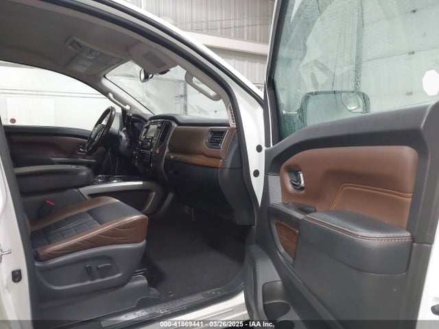1N6AA1E5XJN518467 Nissan Titan Platinum Reserve/pro-4x/s/sl/sv