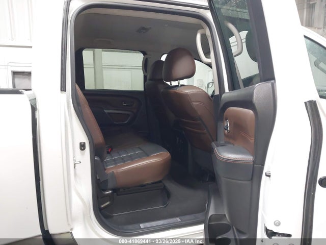 1N6AA1E5XJN518467 Nissan Titan Platinum Reserve/pro-4x/s/sl/sv