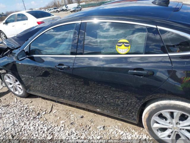 1G1ZD5ST3NF128777 Chevrolet Malibu Fwd Lt