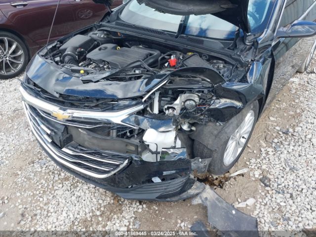 1G1ZD5ST3NF128777 Chevrolet Malibu Fwd Lt