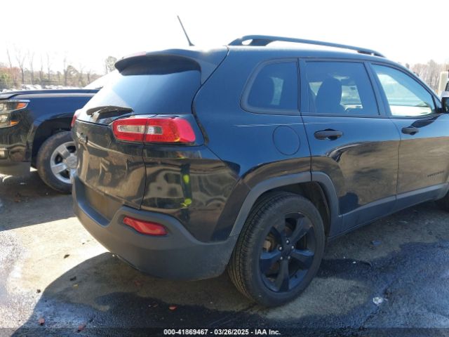 1C4PJLAB1HW642507 Jeep Cherokee Altitude Fwd