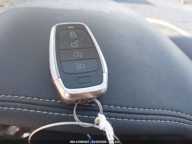 1N4AA6AP0HC365858 Nissan Maxima 3.5 Platinum