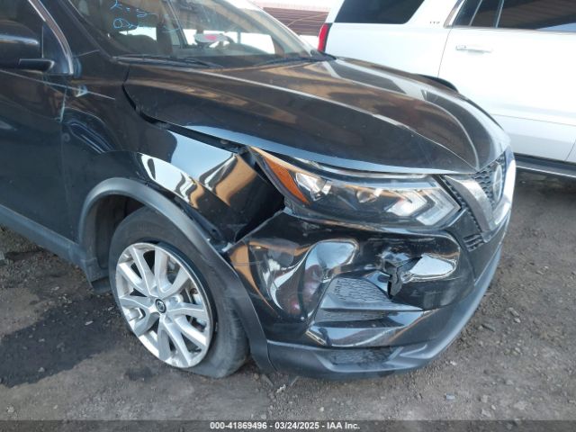 JN1BJ1AV1MW314963 Nissan Rogue Sport S Fwd Xtronic Cvt