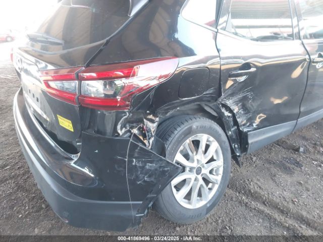 JN1BJ1AV1MW314963 Nissan Rogue Sport S Fwd Xtronic Cvt