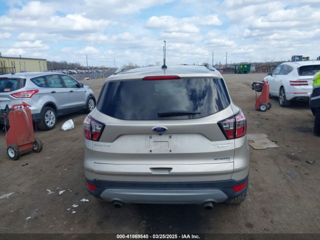 1FMCU0JD8HUB59464 Ford Escape Titanium