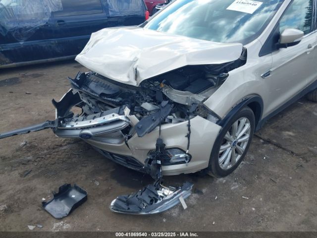 1FMCU0JD8HUB59464 Ford Escape Titanium