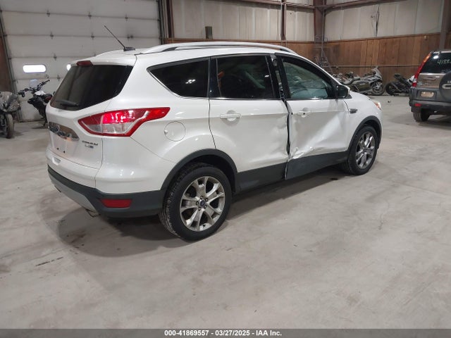 1FMCU9J95GUB02377 Ford Escape Titanium