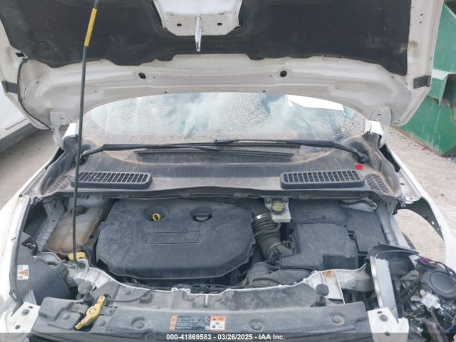 1FMCU9J90FUA67262 Ford Escape Titanium