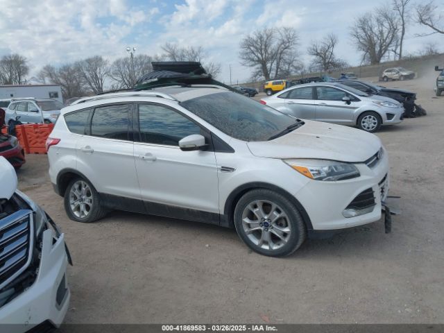 1FMCU9J90FUA67262 Ford Escape Titanium