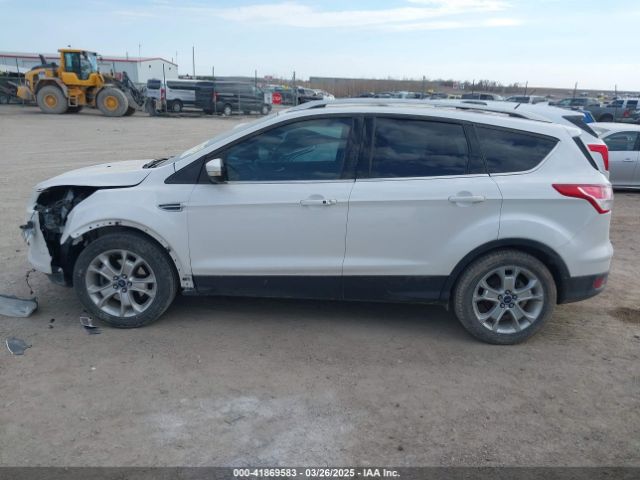 1FMCU9J90FUA67262 Ford Escape Titanium