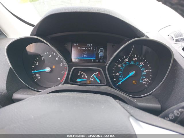 1FMCU9J90FUA67262 Ford Escape Titanium