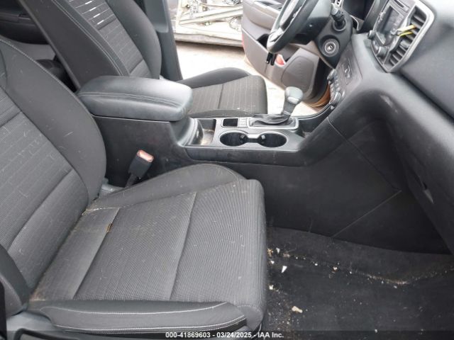 KNDPMCAC3J7422785 KIA Sportage Lx