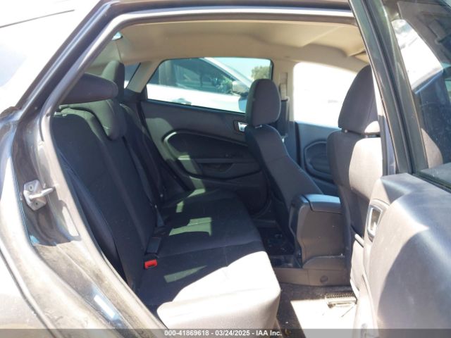 3FADP4BJ6FM225206 Ford FIESTA SE