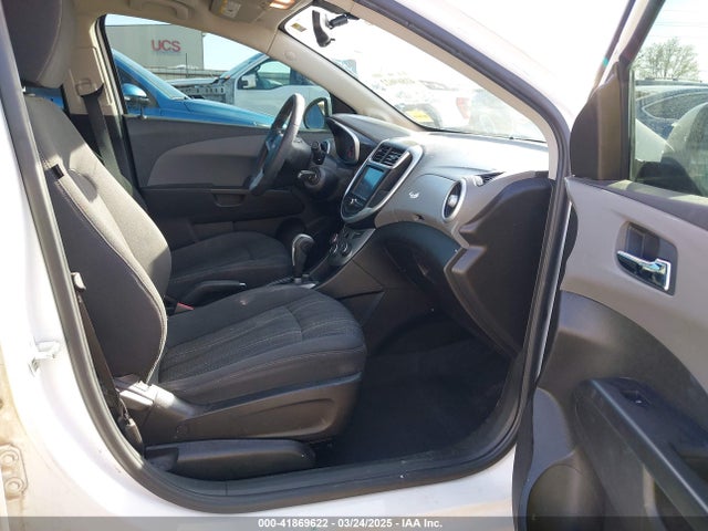 1G1JD5SBXH4178144 Chevrolet Sonic Lt Auto
