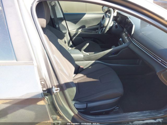 KMHLM4DGXRU707852 Hyundai ELANTRA SEL