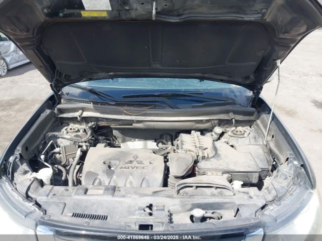 JA4AD3A39GZ003885 Mitsubishi Outlander Sel
