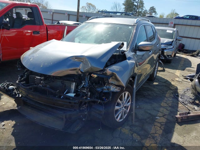 KNMAT2MV7JP545098 Nissan ROGUE SV
