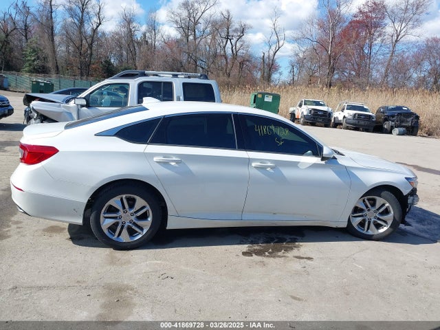Honda ACCORD LX 2018 1HGCV1F15JA196681 Image 14