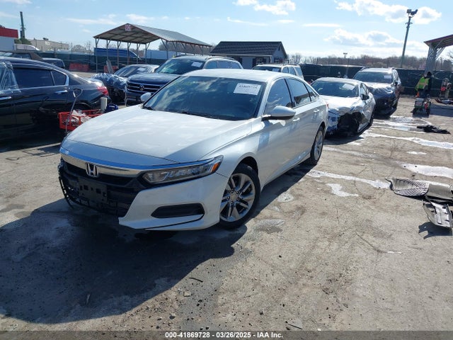 Honda ACCORD LX 2018 1HGCV1F15JA196681 Image 2