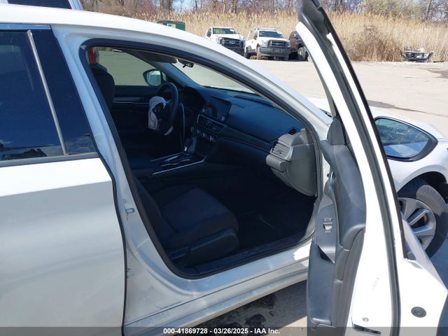 Honda ACCORD LX 2018 1HGCV1F15JA196681 Image 5