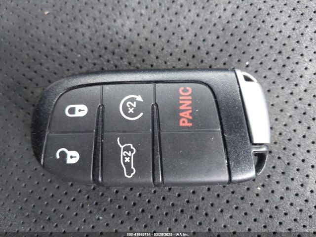 1C4RJFAG8KC546050 Jeep Grand Cherokee Altitude 4x4
